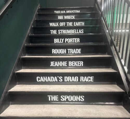 El Mocambo stairs, Spoons.